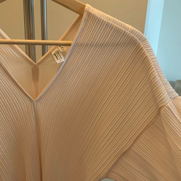 &Other Stories Light Beige Pleated Tie Waist Dress - Picture 3 of 4